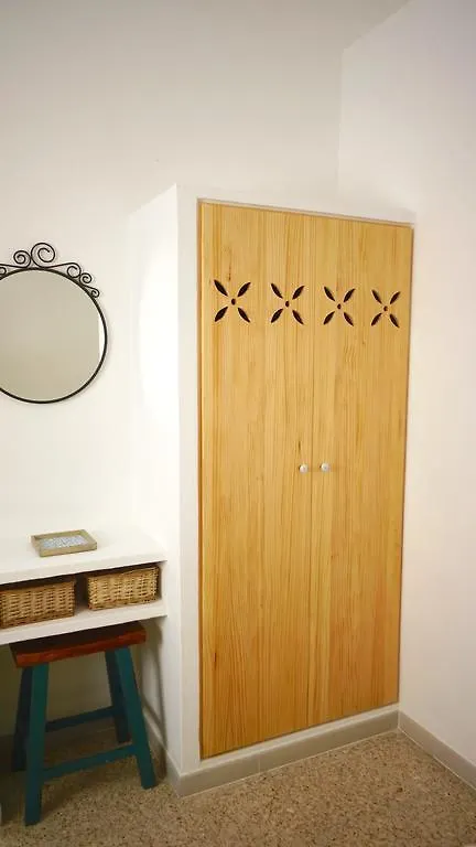 Sol Y Mar Surf Camp Hostel Corralejo