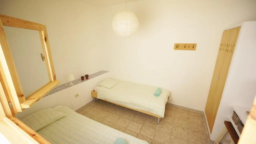 Sol Y Mar Surf Camp Hostel Corralejo