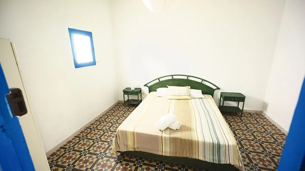 Sol Y Mar Surf Camp Hostel Corralejo