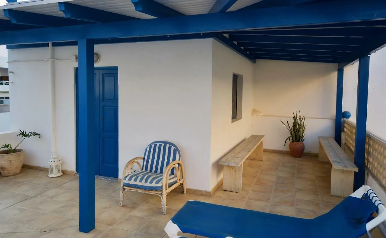 Sol Y Mar Surf Camp Hostel Corralejo Spanje